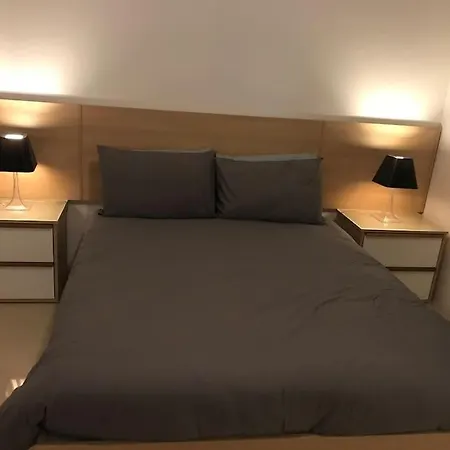 Apartament Great Location